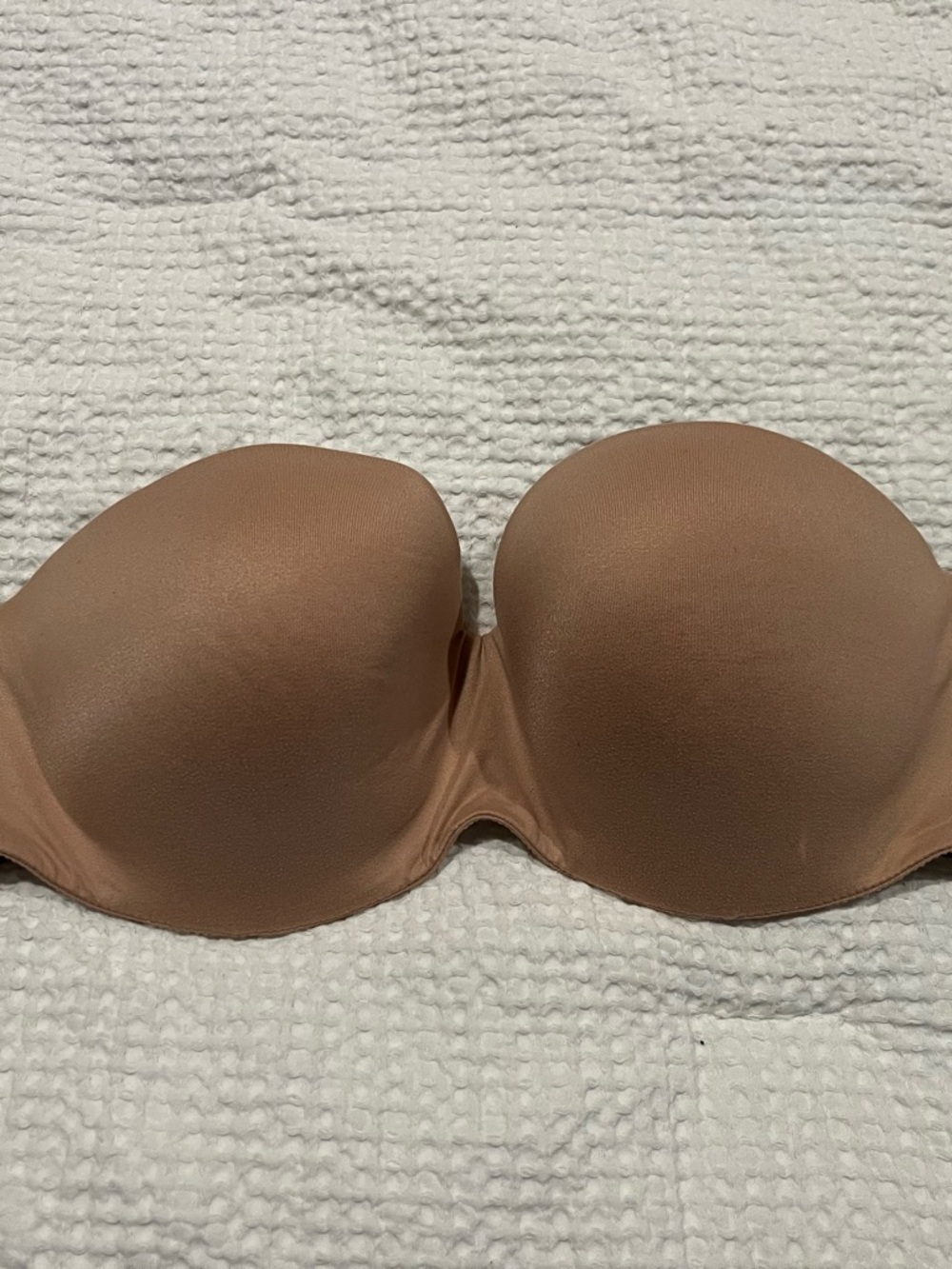 Victoria’s Secret body by Victoria Strapless Nude Bra, 34DD
